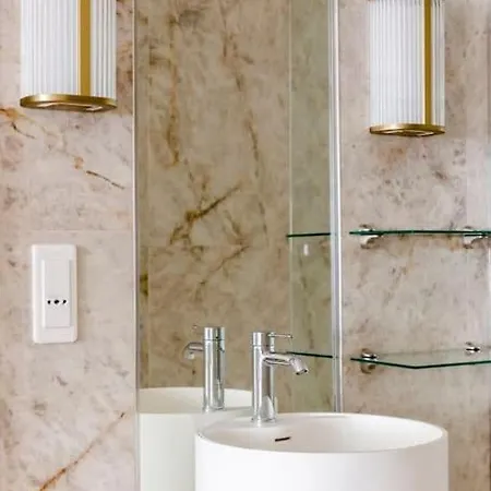 Luxury 5 Bedroom & 5 Bathroom - Eiffel Tower Paris