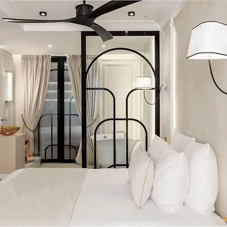 Apartment Luxury 5 Bedroom & 5 Bathroom - Eiffel Tower Paris
